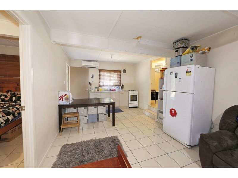 42 Boundary  Street, Bundaberg South QLD 4670