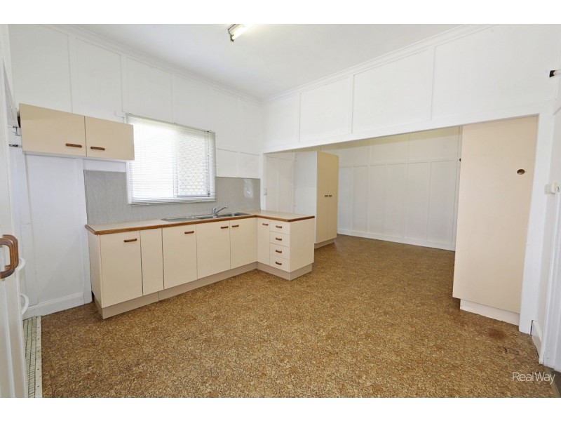 350 Bourbong Street, Millbank QLD 4670