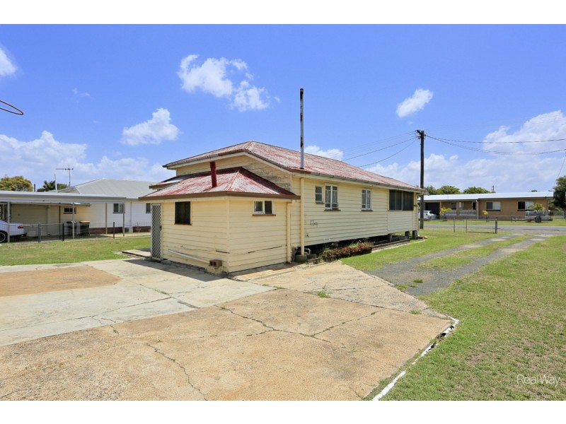 350 Bourbong Street, Millbank QLD 4670