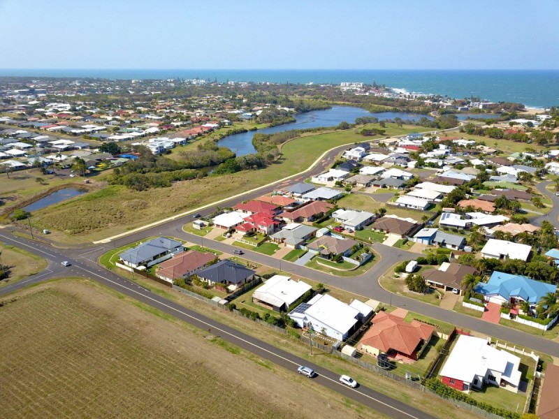 63 Garson Drive, Bargara QLD 4670