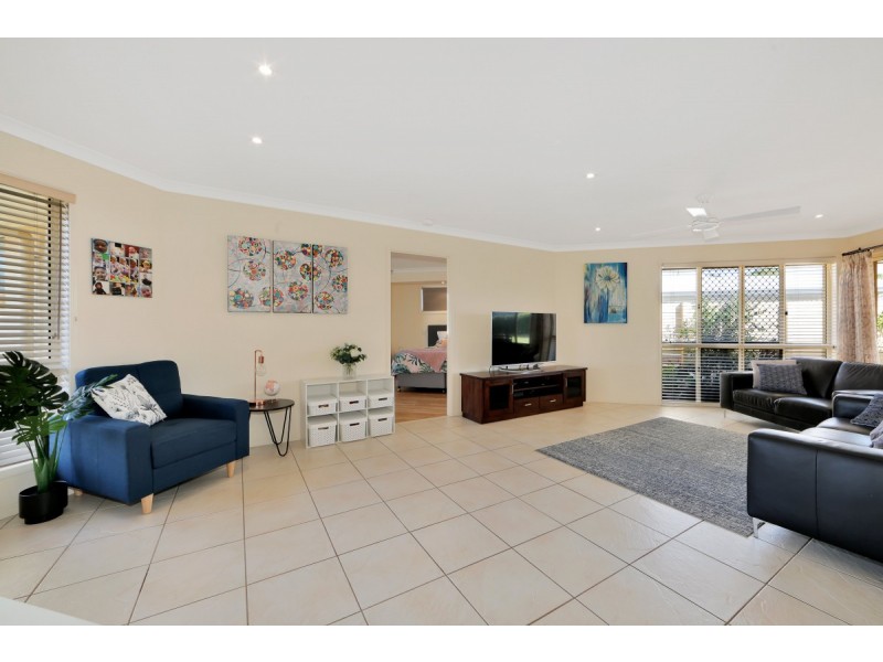 63 Garson Drive, Bargara QLD 4670