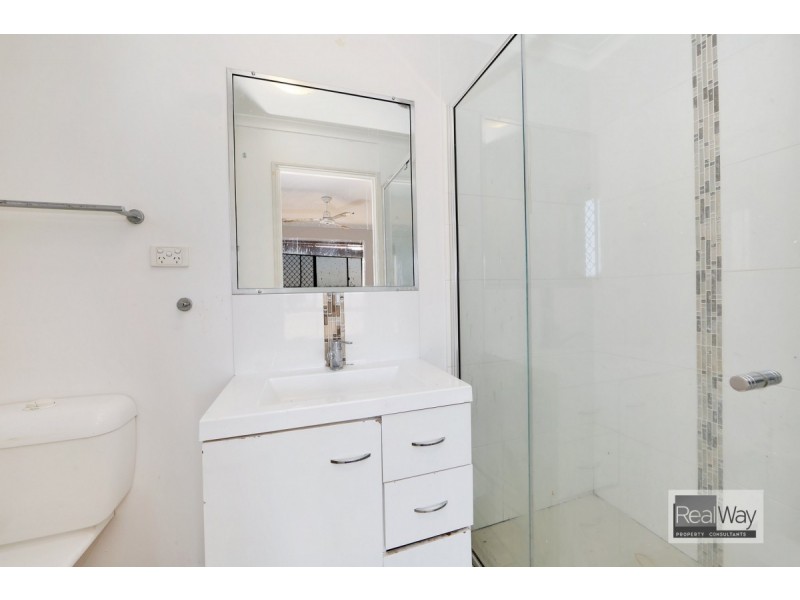 132 Clearview Avenue, Thabeban QLD 4670