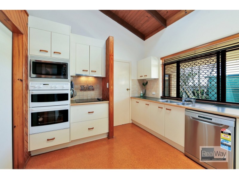 4 Glover Street, Kepnock QLD 4670