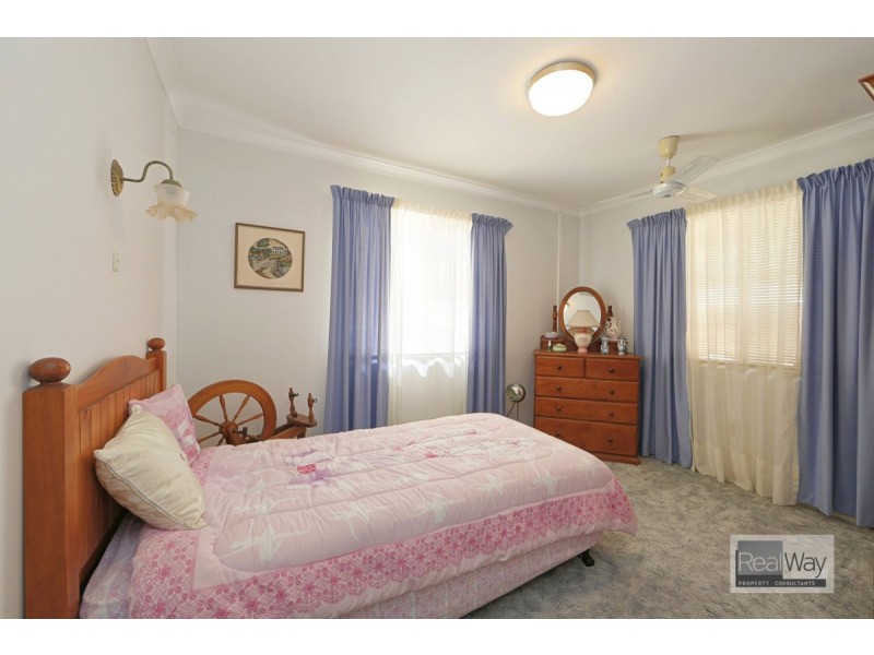 22 Miles Street, Kepnock QLD 4670