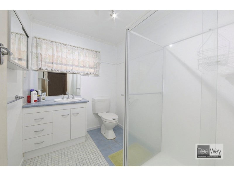 22 Miles Street, Kepnock QLD 4670