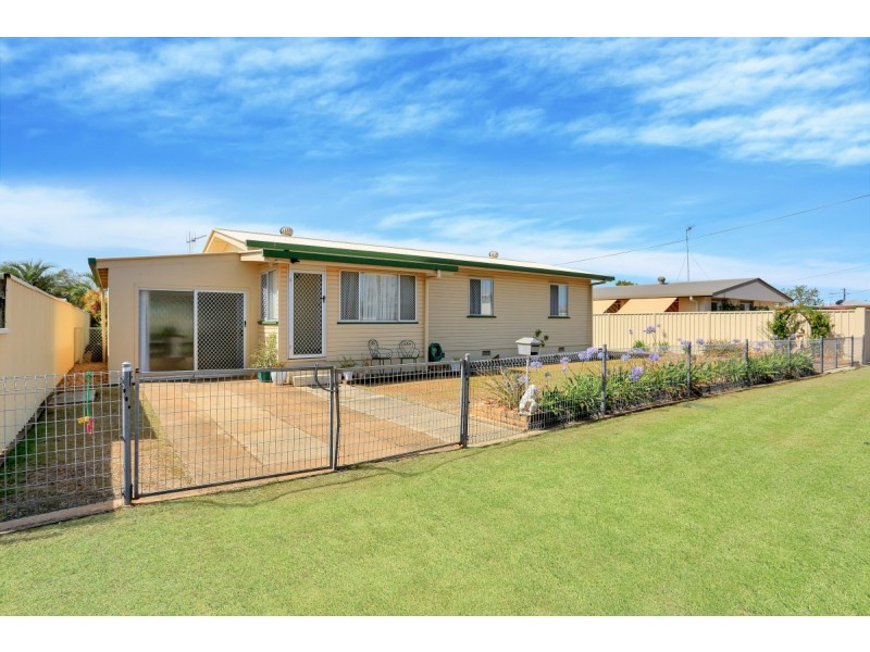 10 Walsh Street, Walkervale QLD 4670