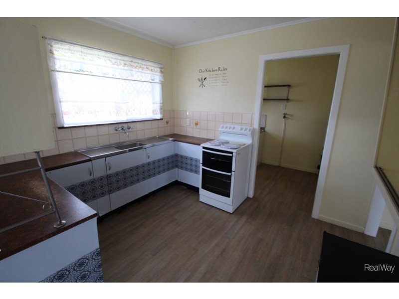 42 Hurst Street, Walkervale QLD 4670