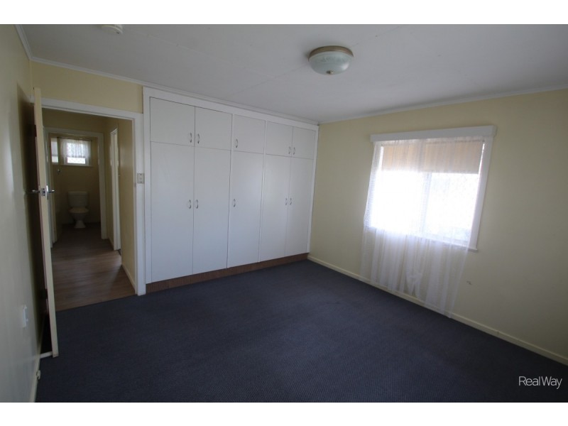 42 Hurst Street, Walkervale QLD 4670