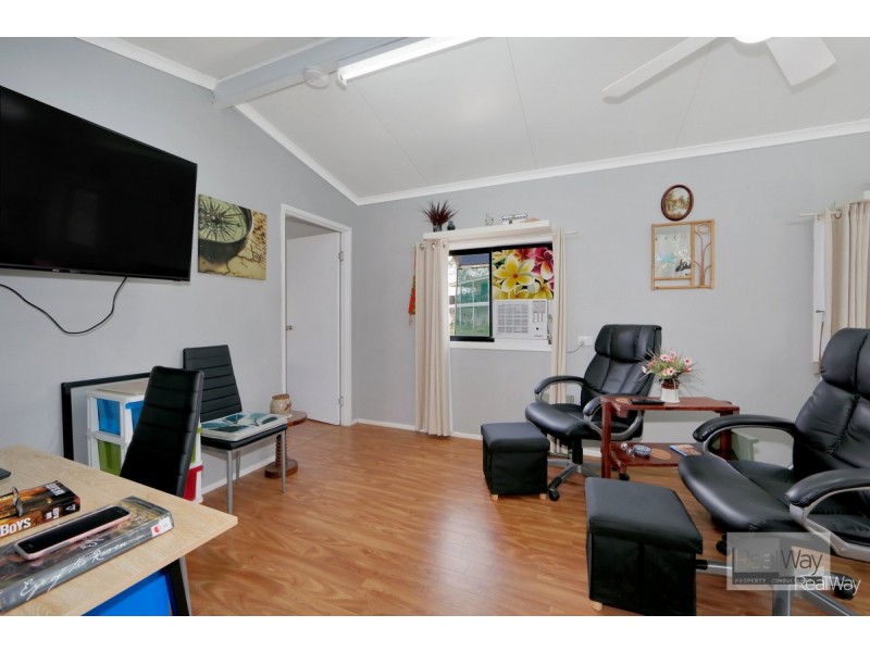 81 Pharlap Parade, Branyan QLD 4670