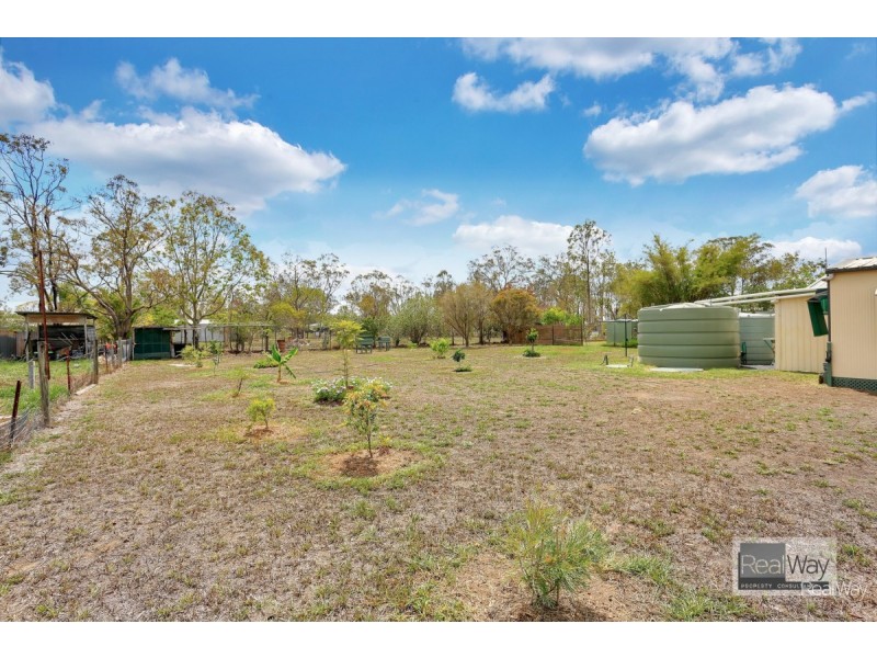 81 Pharlap Parade, Branyan QLD 4670