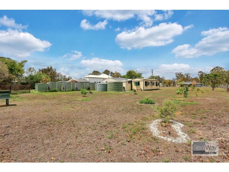 81 Pharlap Parade, Branyan QLD 4670