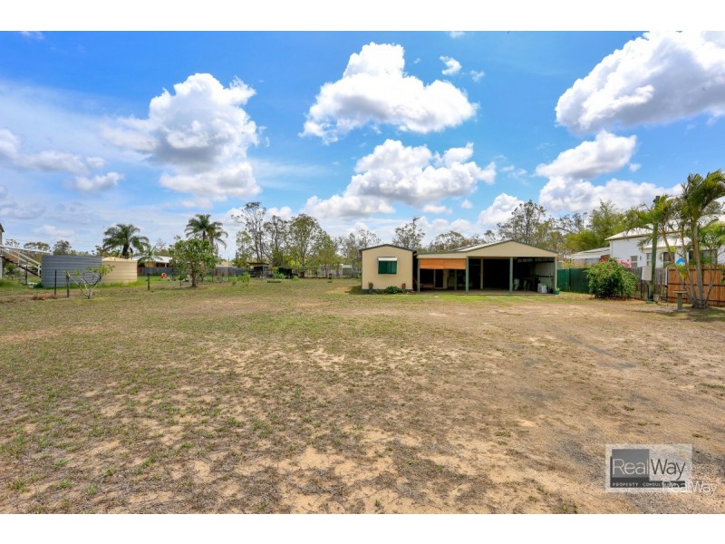 81 Pharlap Parade, Branyan QLD 4670