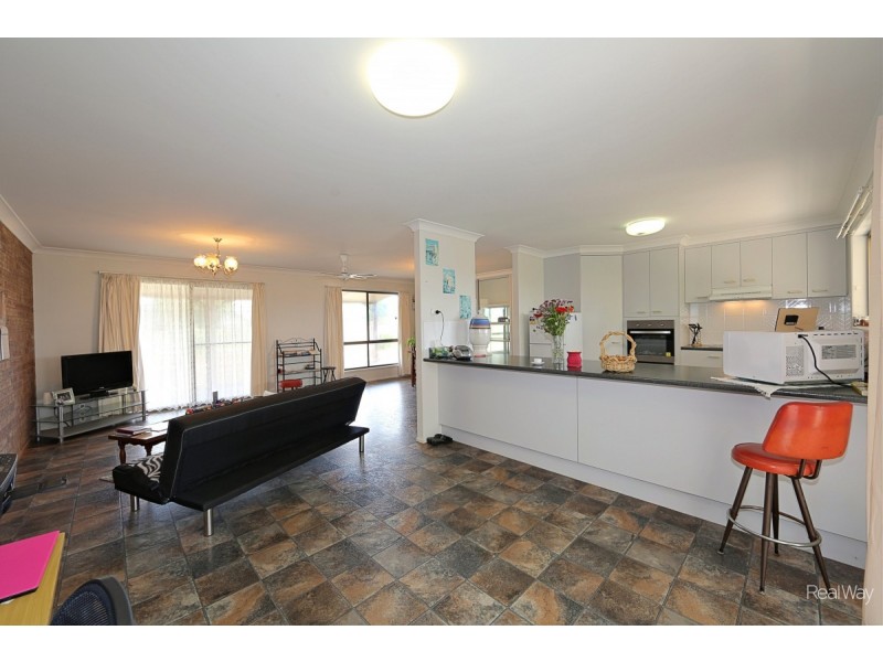 128 Gooburrum Road, Gooburrum QLD 4670