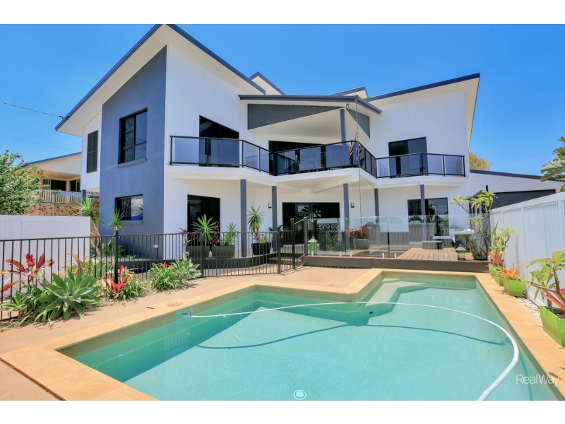 199 Atkinsons Road, Elliott Heads QLD 4670