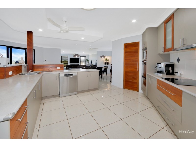 199 Atkinsons Road, Elliott Heads QLD 4670