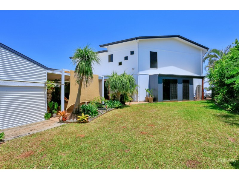 199 Atkinsons Road, Elliott Heads QLD 4670
