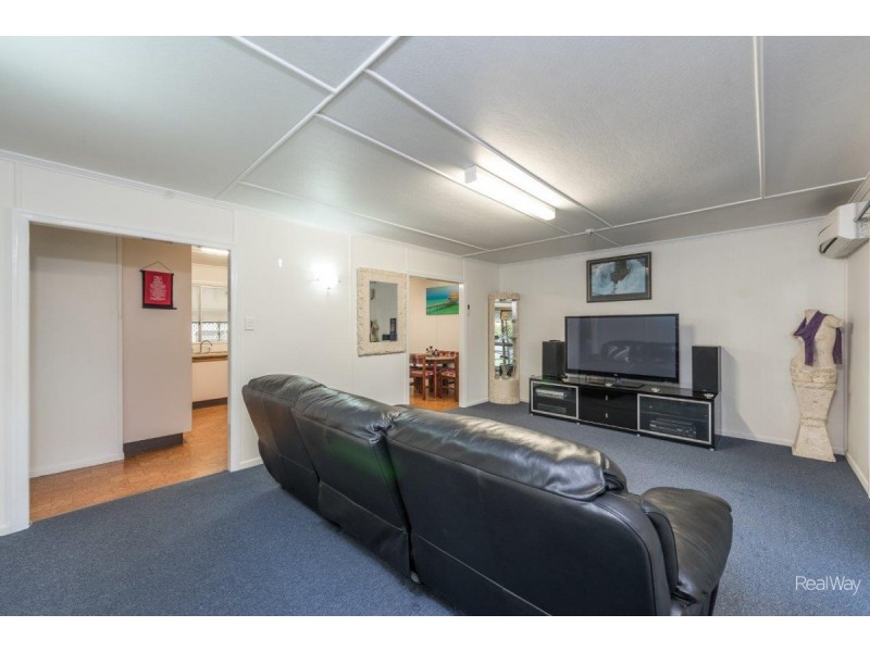 6 Thorburn Street, Svensson Heights QLD 4670