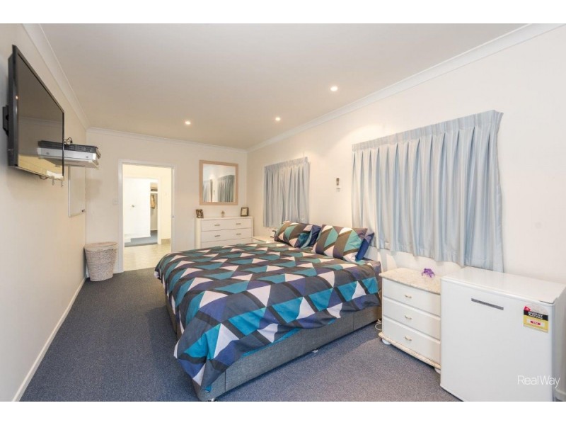 6 Thorburn Street, Svensson Heights QLD 4670