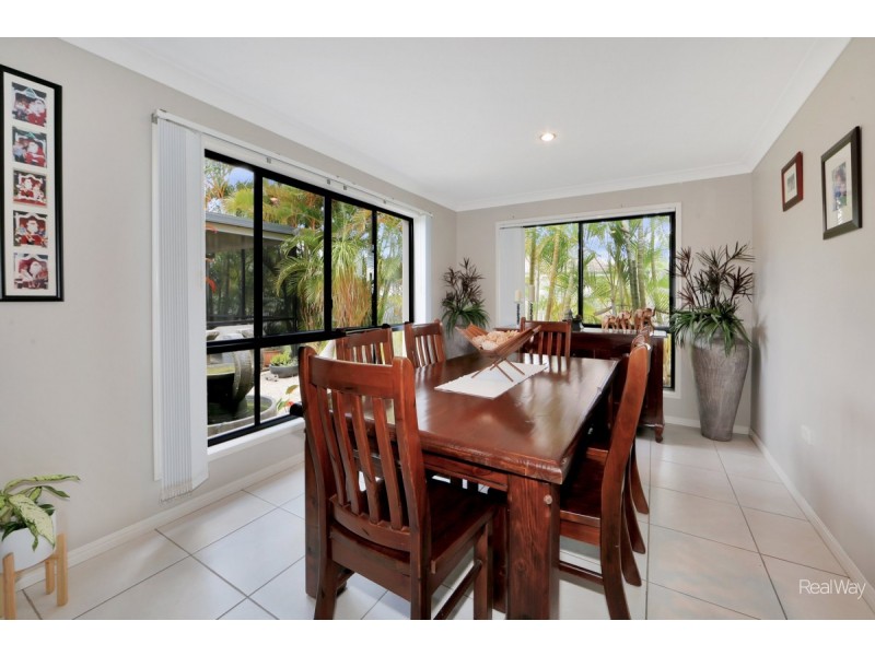 51 Bisdee Street, Coral Cove QLD 4670