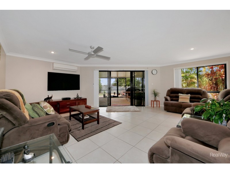 51 Bisdee Street, Coral Cove QLD 4670