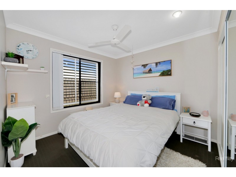 51 Bisdee Street, Coral Cove QLD 4670