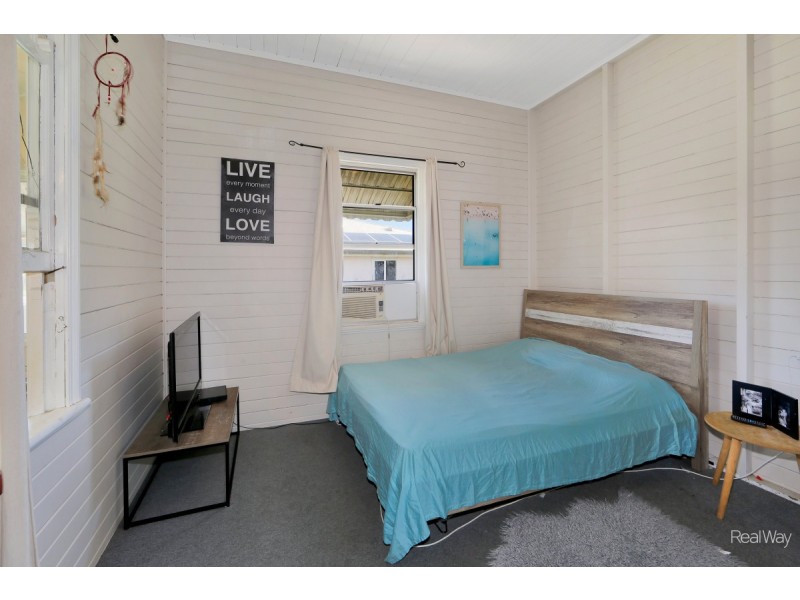 86 Gavin Street, Bundaberg North QLD 4670