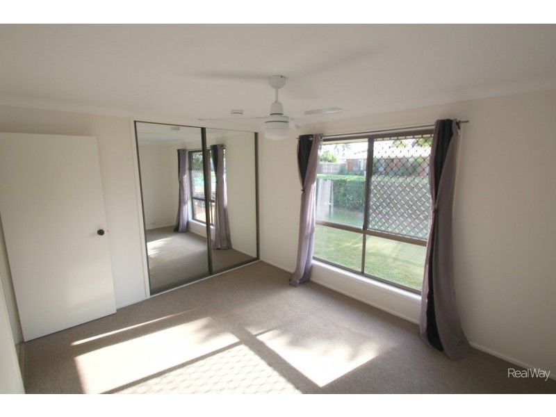 7 Pecton Place, Avenell Heights QLD 4670