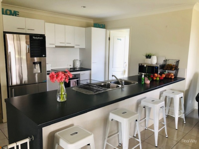 7 Morgan Way, Kalkie QLD 4670