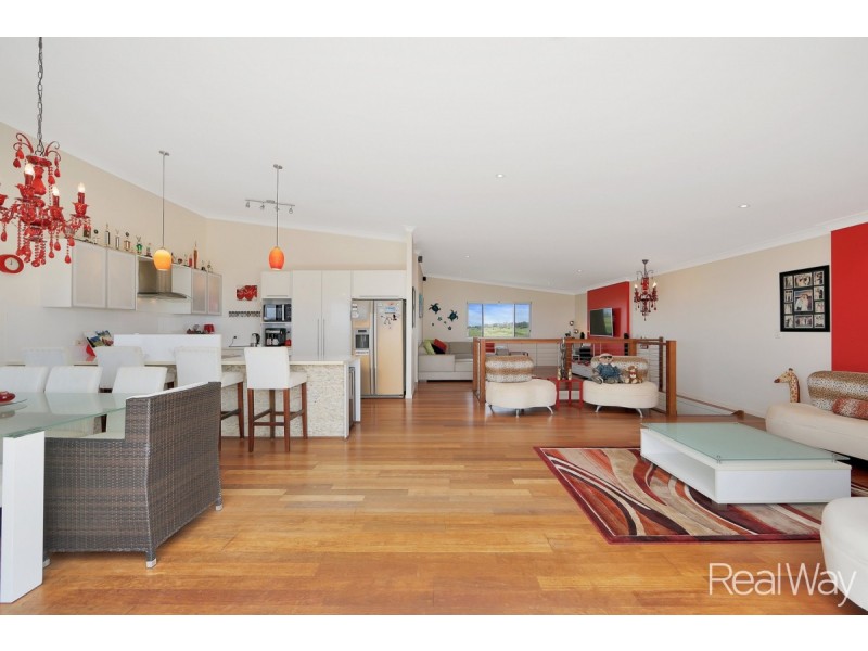 31 Emperor Drive, Elliott Heads QLD 4670