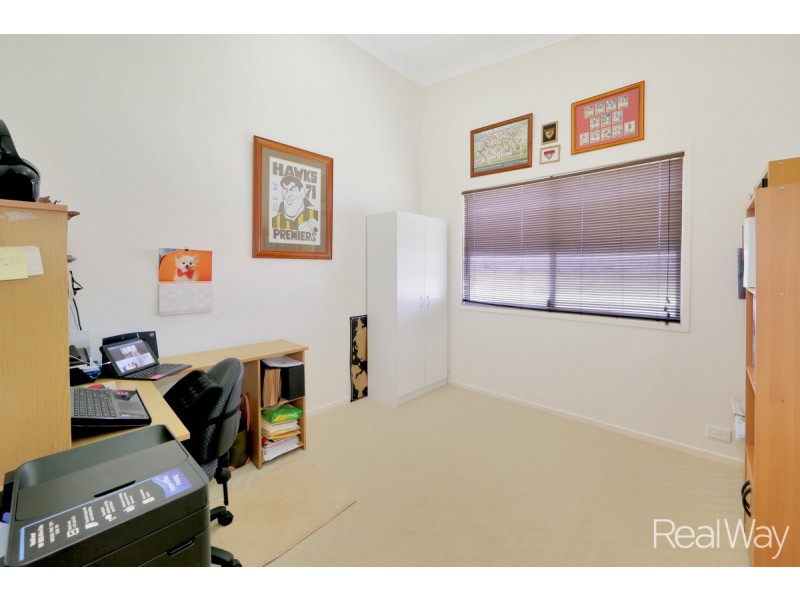 31 Emperor Drive, Elliott Heads QLD 4670