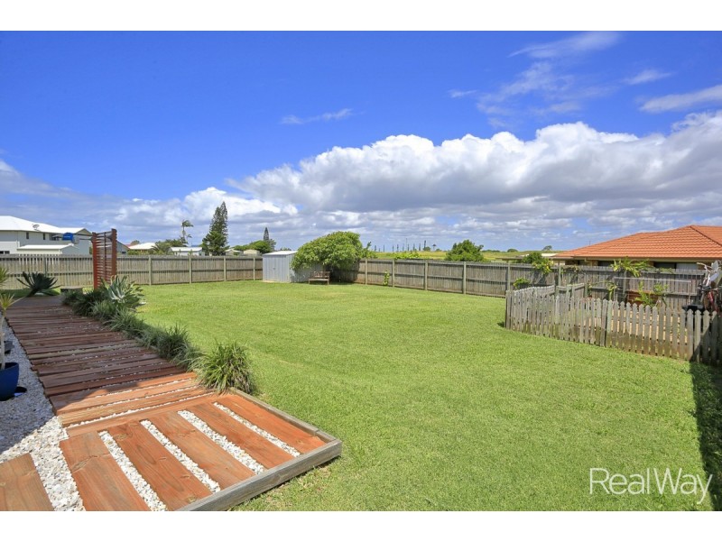 31 Emperor Drive, Elliott Heads QLD 4670