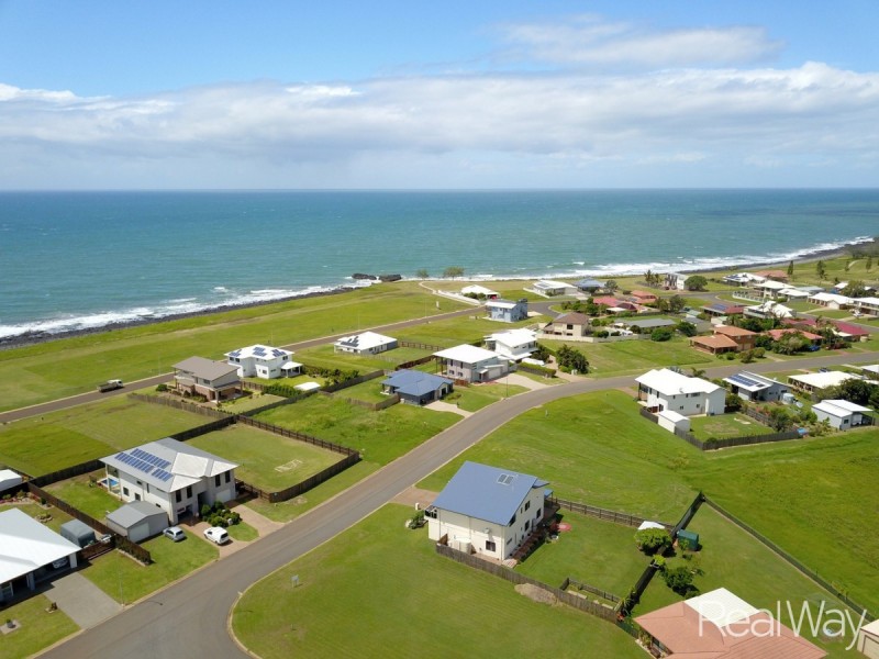 31 Emperor Drive, Elliott Heads QLD 4670