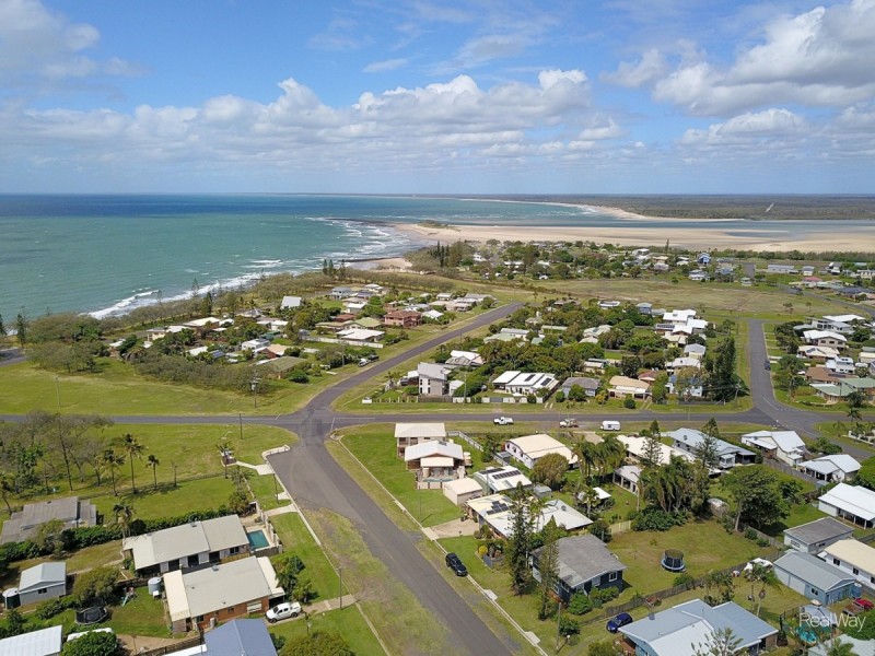 26 Bathurst Street, Elliott Heads QLD 4670
