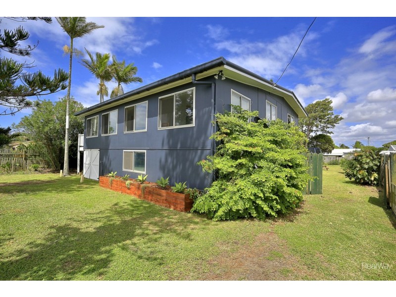 26 Bathurst Street, Elliott Heads QLD 4670