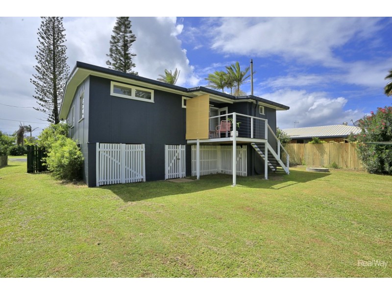 26 Bathurst Street, Elliott Heads QLD 4670