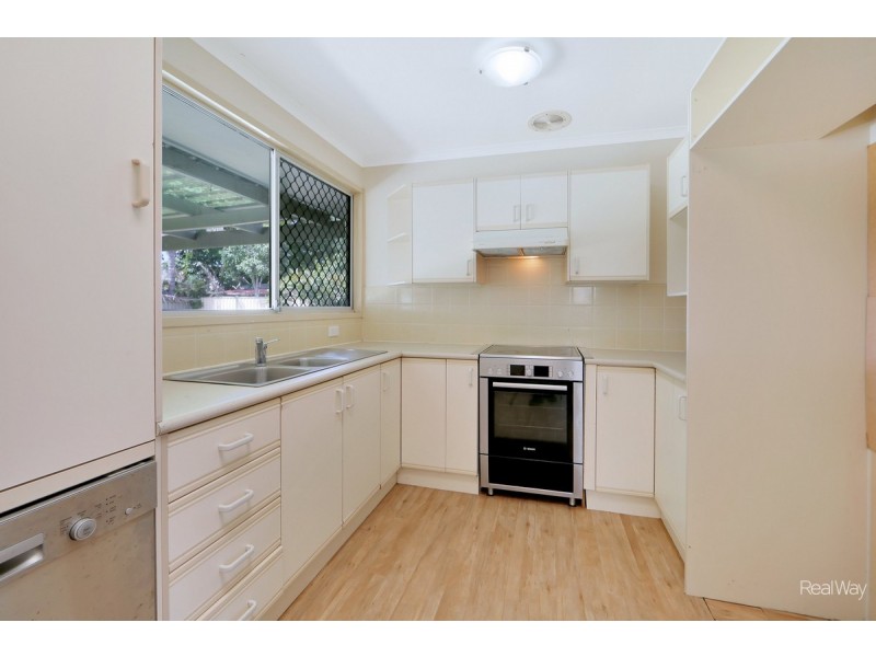 27 Mellor Street, Avenell Heights QLD 4670
