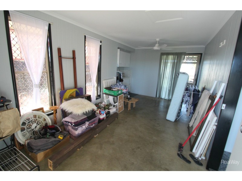 40 Moore Street, Elliott Heads QLD 4670