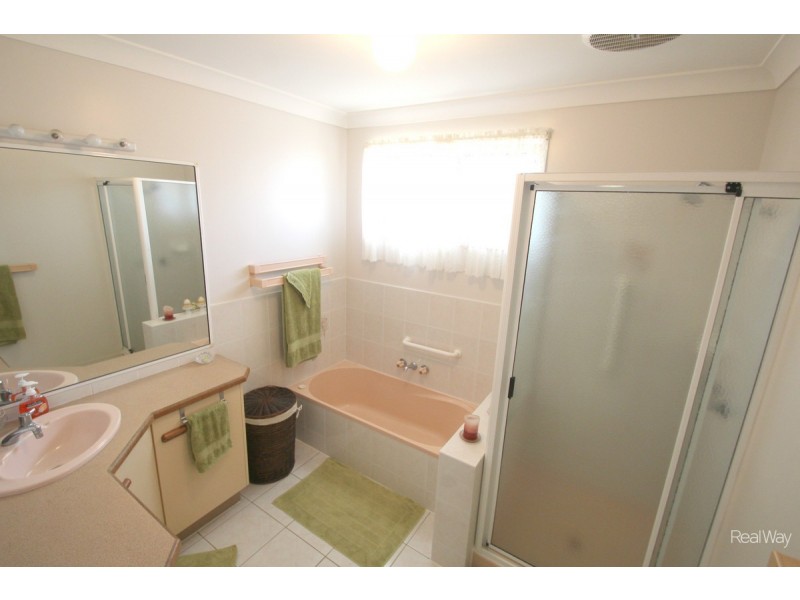 12 Westview Terrace, Avoca QLD 4670
