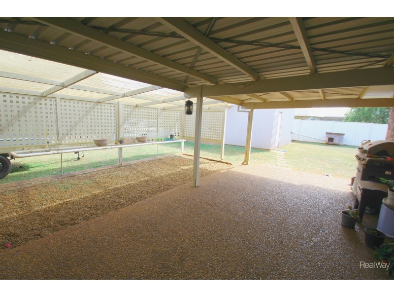 12 Westview Terrace, Avoca QLD 4670