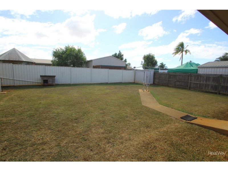 12 Westview Terrace, Avoca QLD 4670