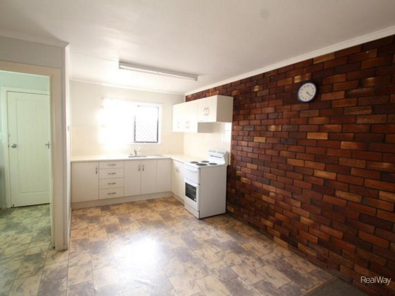 4/11 Coomber Street, Svensson Heights QLD 4670