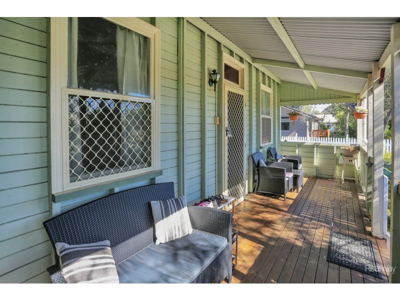 4 Prospect Street, Bundaberg South QLD 4670