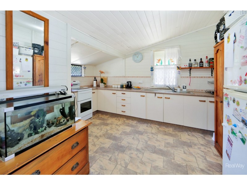 4 Prospect Street, Bundaberg South QLD 4670