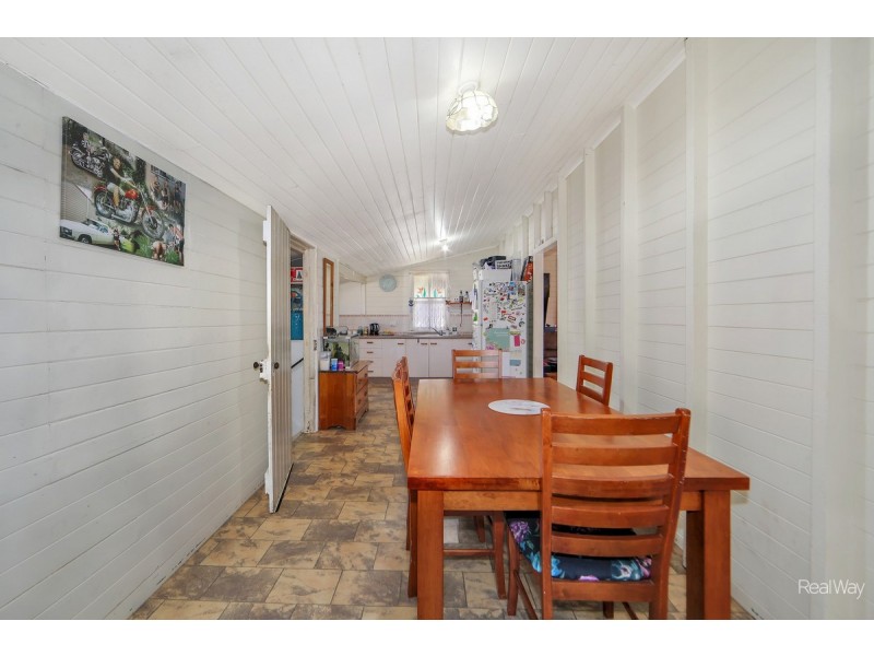 4 Prospect Street, Bundaberg South QLD 4670