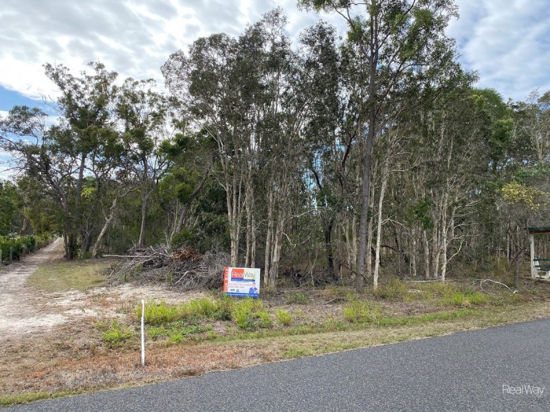 13 Fern Tree Drive, Coonarr QLD 4670