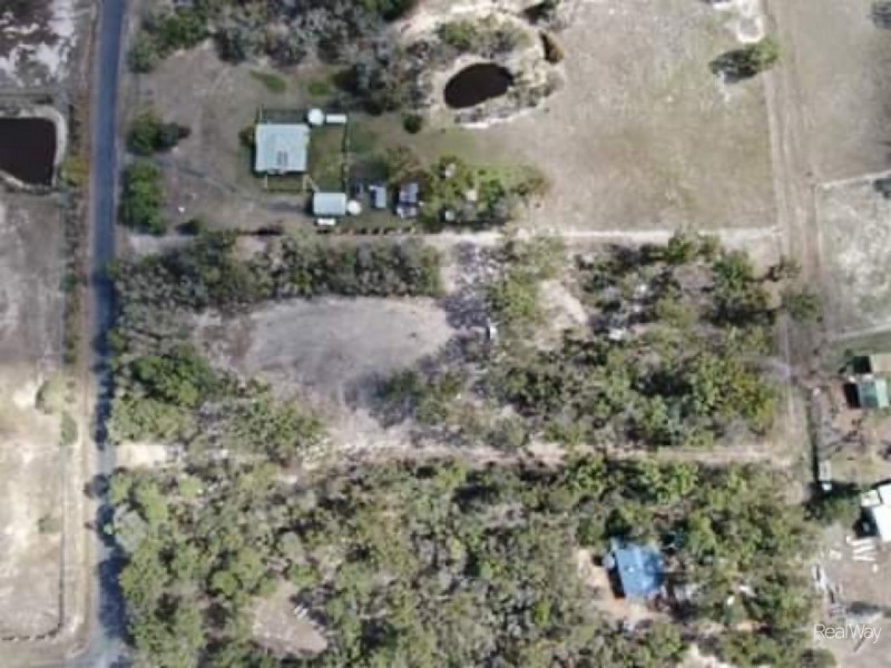 13 Fern Tree Drive, Coonarr QLD 4670