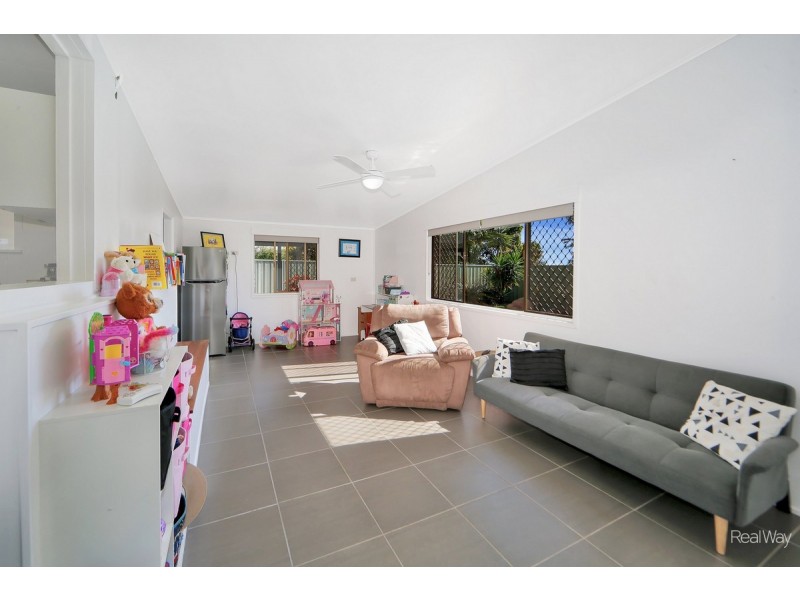 16 Dittmann Road, Avoca QLD 4670