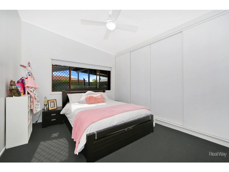 16 Dittmann Road, Avoca QLD 4670
