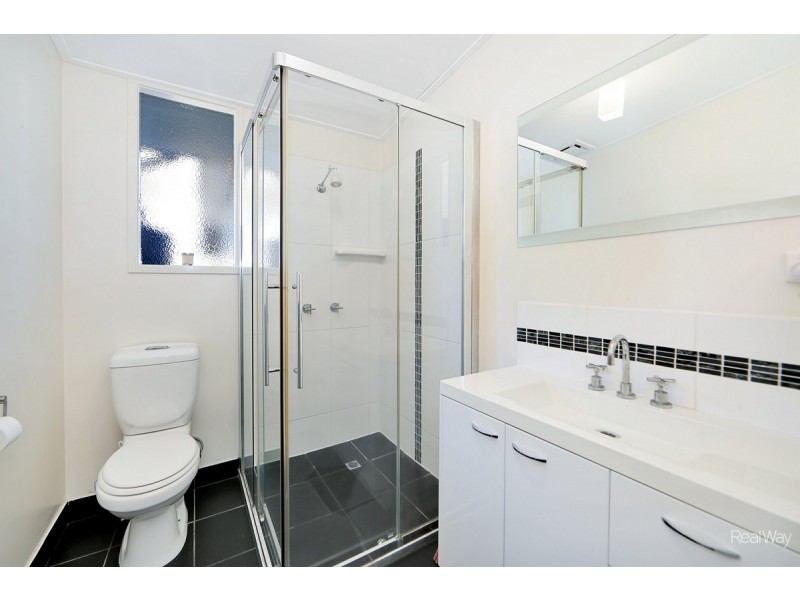 16 Dittmann Road, Avoca QLD 4670