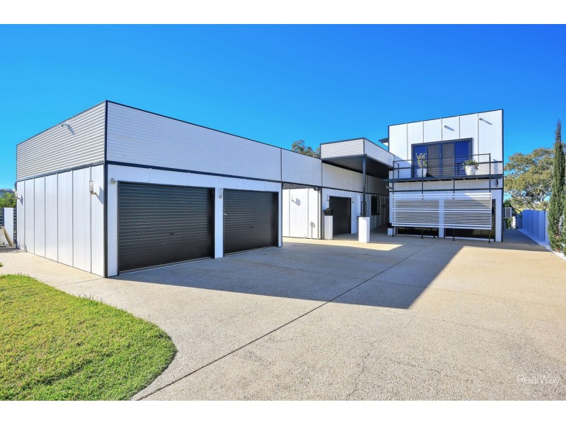 8 Brewer Street, Bundaberg North QLD 4670